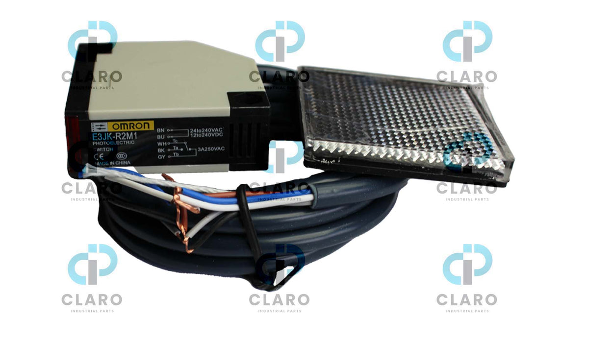 NEW E3JK-R2M1 2M BUILT-IN POWER SUPPLY OMRON SENSOR